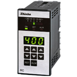 Digital deviation indicating temperature controller RC-600